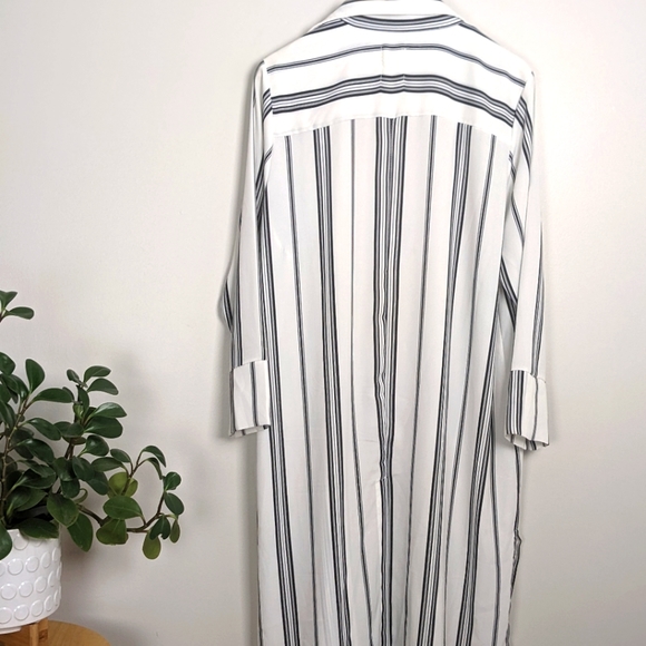HAUTE PROJECT | Black & White Striped | Duster-length Collared Shirt | Size 1XL - Picture 4 of 7